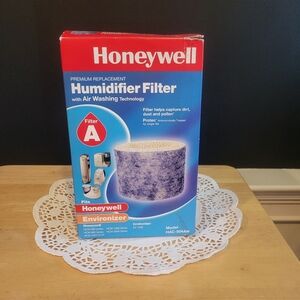 NEW Honeywell Humidifer Filter.   Filter A. Model HAC-504 AW.